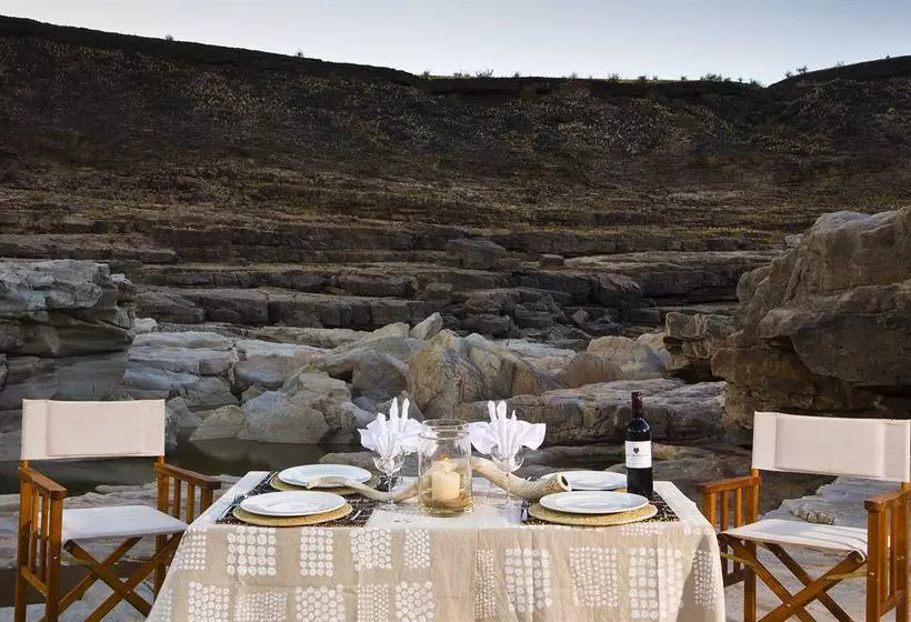 هتل Fish River Lodge