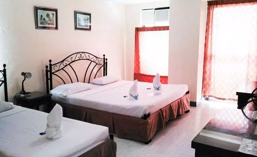 Fuente Hotel De Cebu