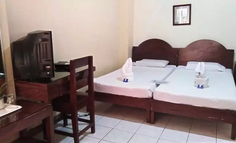 Fuente Hotel De Cebu