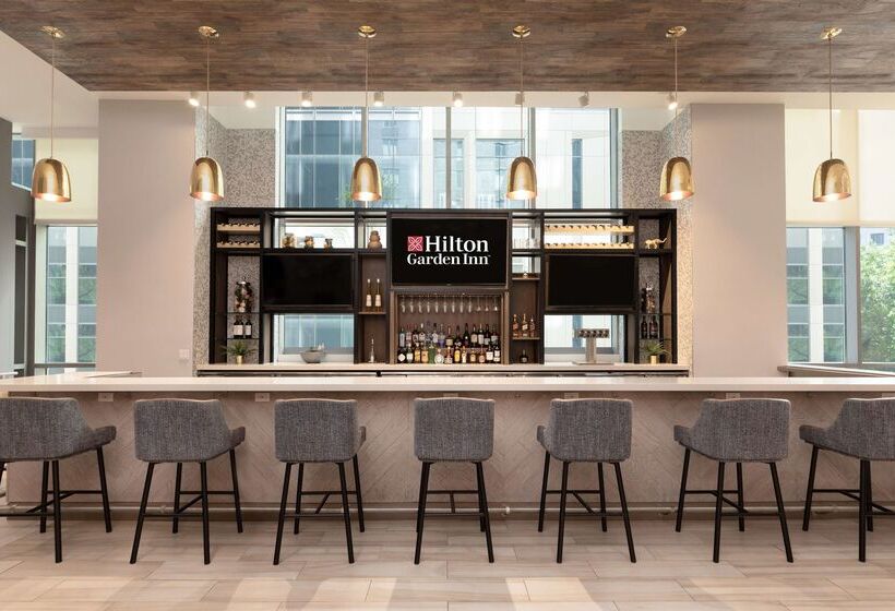 Отель Hilton Garden Inn Long Island City New York