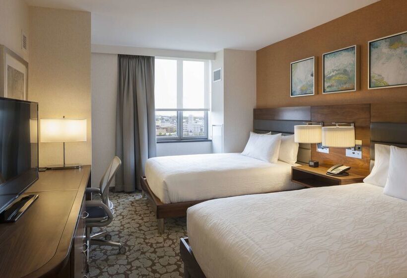 Отель Hilton Garden Inn Long Island City New York