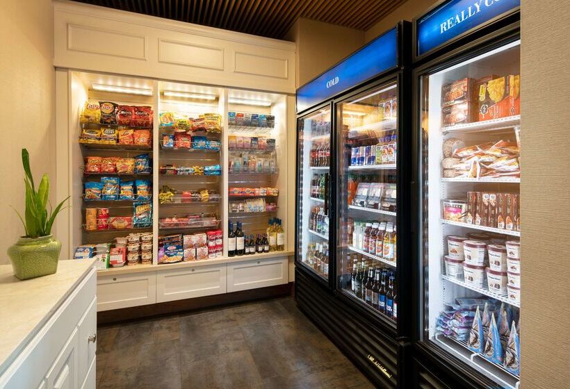 Отель Hilton Garden Inn Long Island City New York