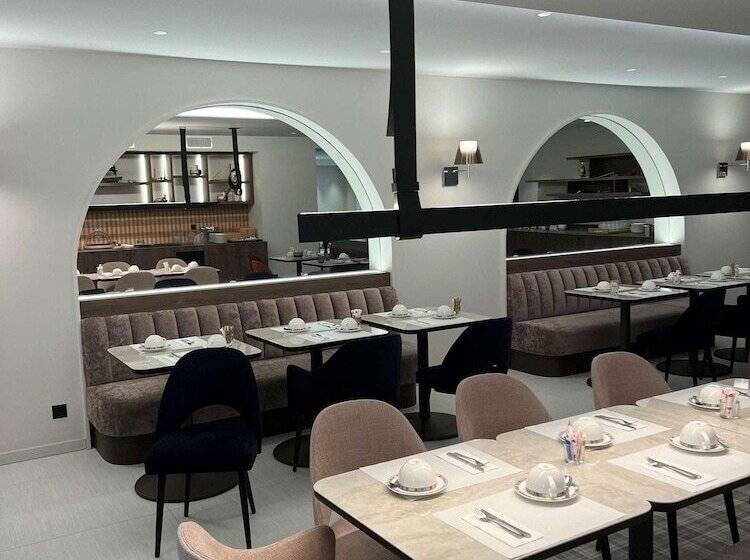 هتل Mercure Fribourg Centre Remparts