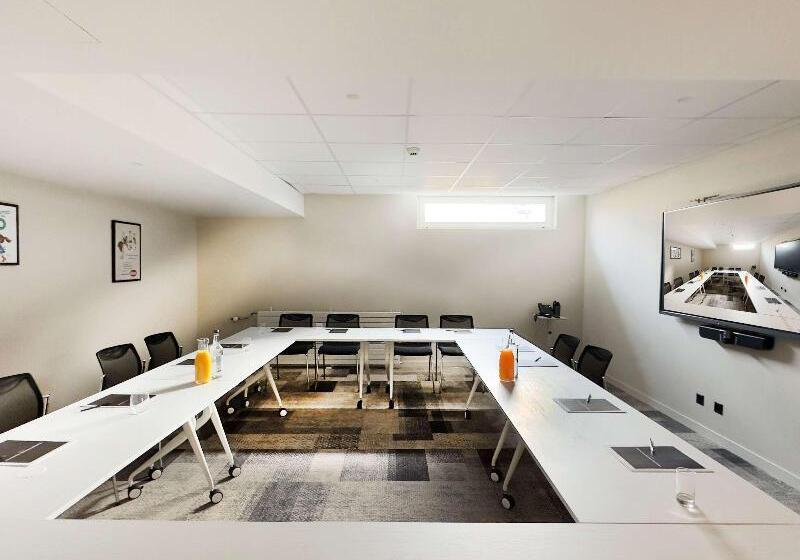 هتل Mercure Fribourg Centre Remparts