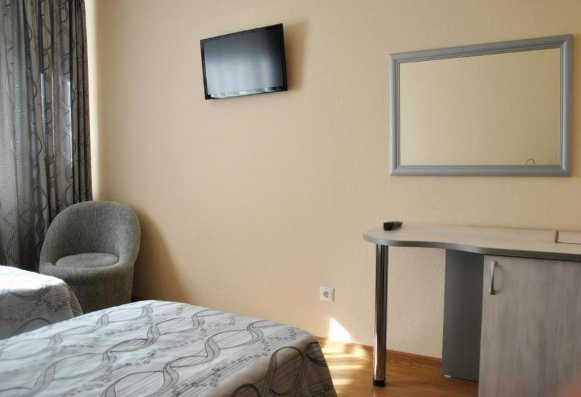 בית מלון כפרי Kavkaz