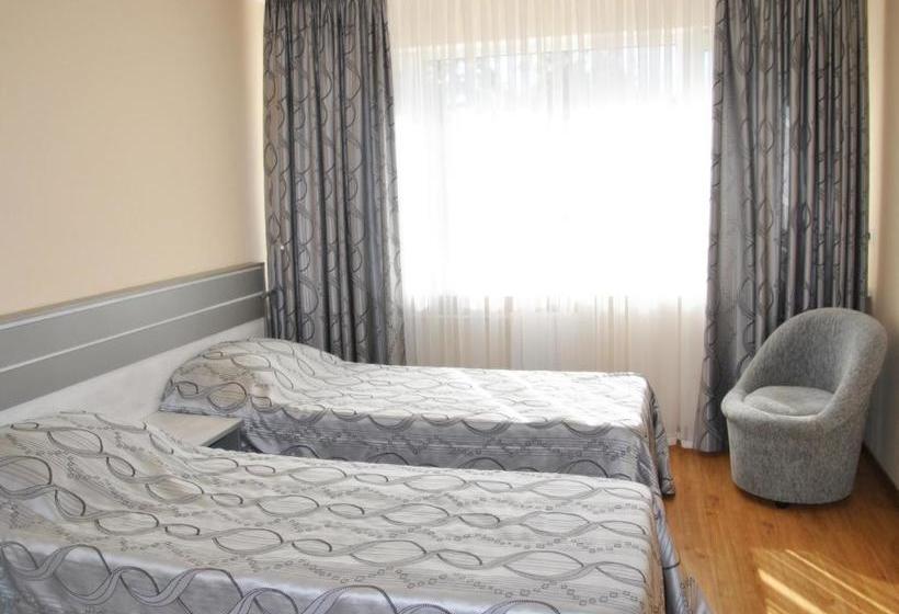 בית מלון כפרי Kavkaz