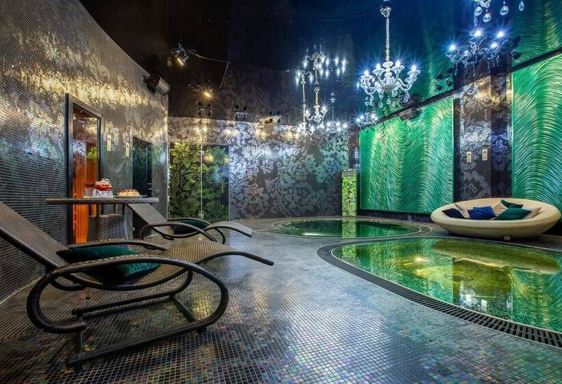 فندق Matreshka Plaza