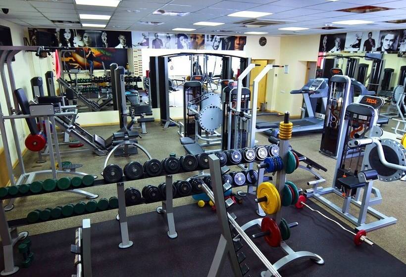 فندق Matreshka Plaza