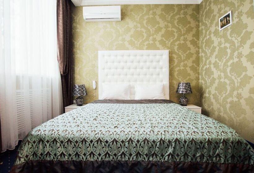 فندق Matreshka Plaza