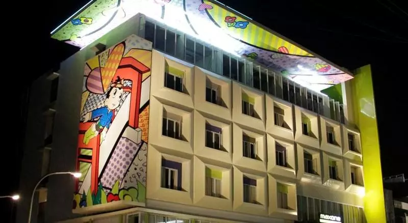 Maxonehotels.com At Vivo Palembang