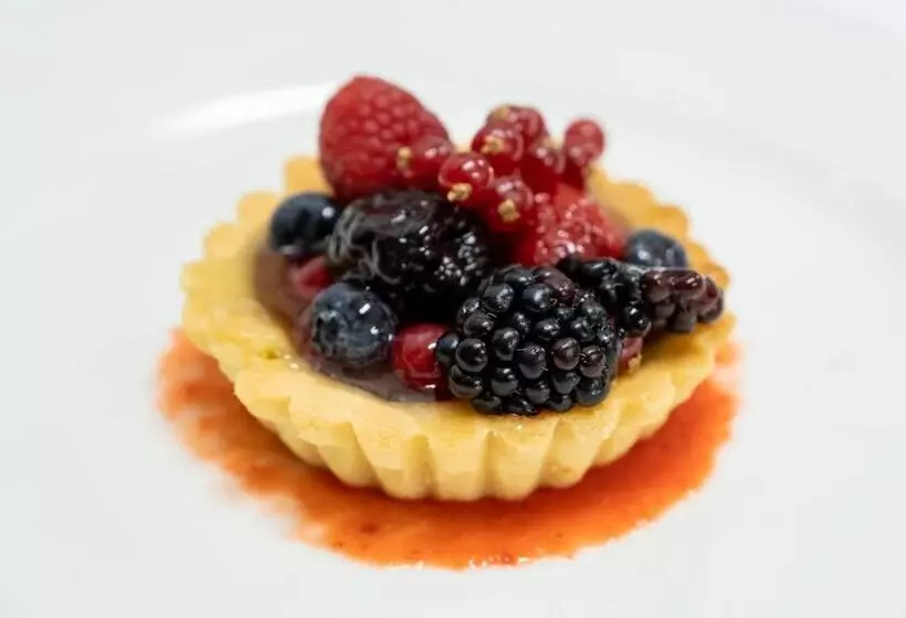 هتل Principato Di Ariis