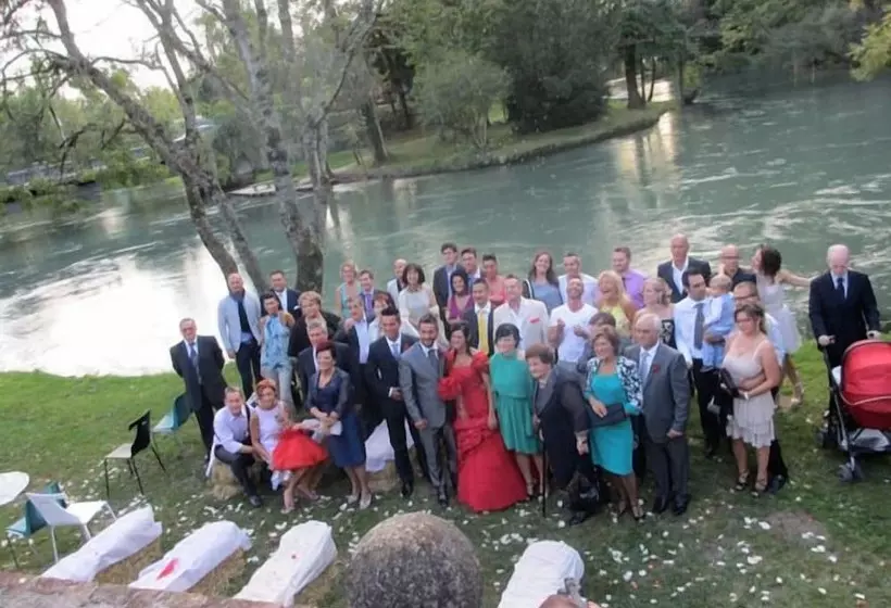 هتل Principato Di Ariis