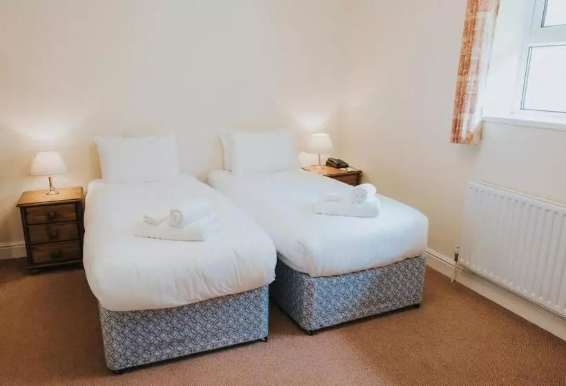 Cwrt Bleddyn Hotel & Spa