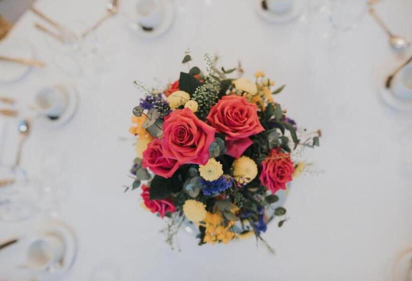 Cwrt Bleddyn Hotel & Spa