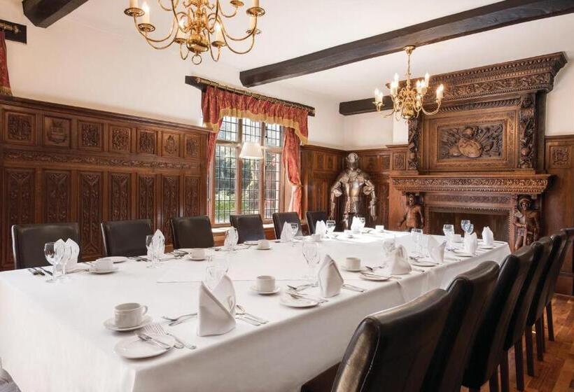 Cwrt Bleddyn Hotel & Spa