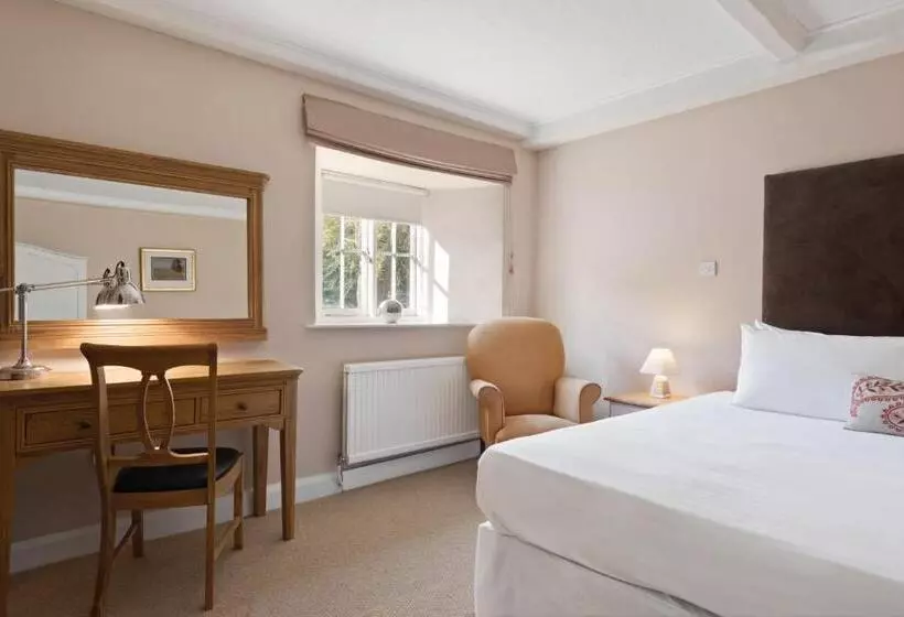 Cwrt Bleddyn Hotel & Spa