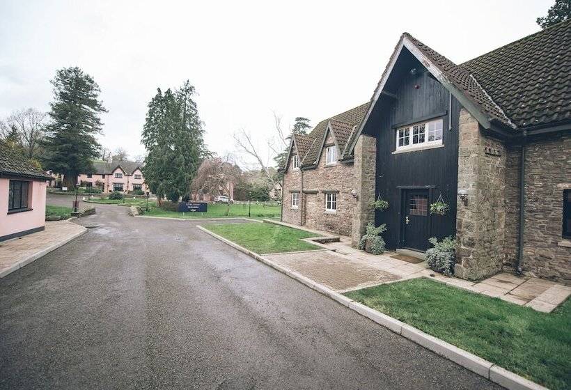 Cwrt Bleddyn Hotel & Spa