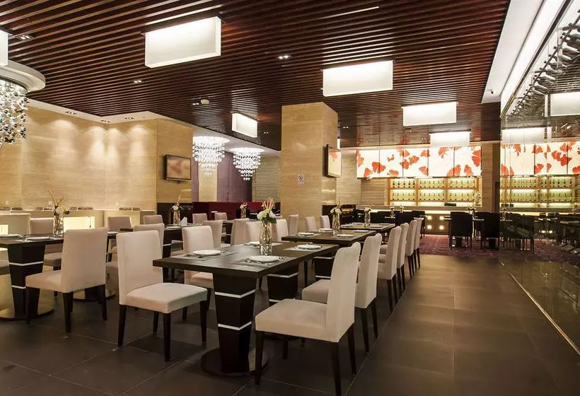 هتل South China Harbor View