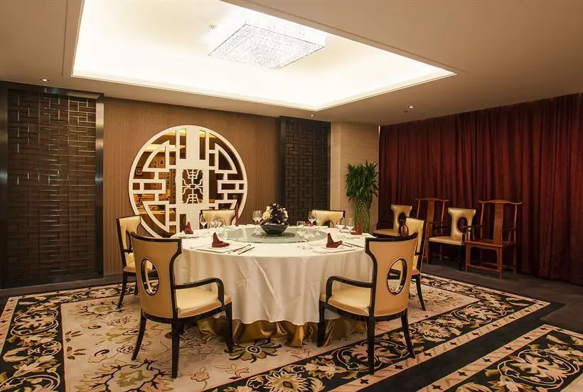 هتل South China Harbor View