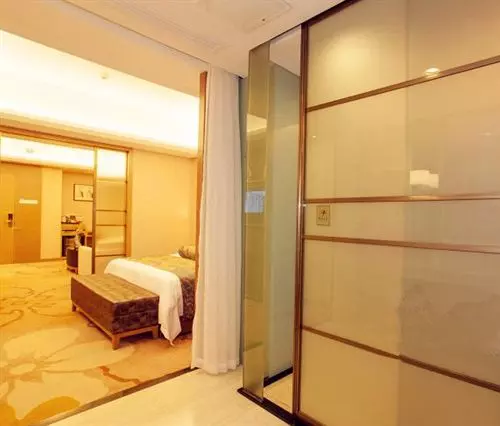 هتل South China Harbor View