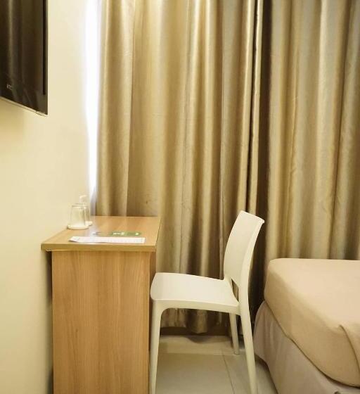 בית מלון כפרי The Center Suites