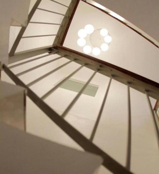 בית מלון כפרי The Center Suites