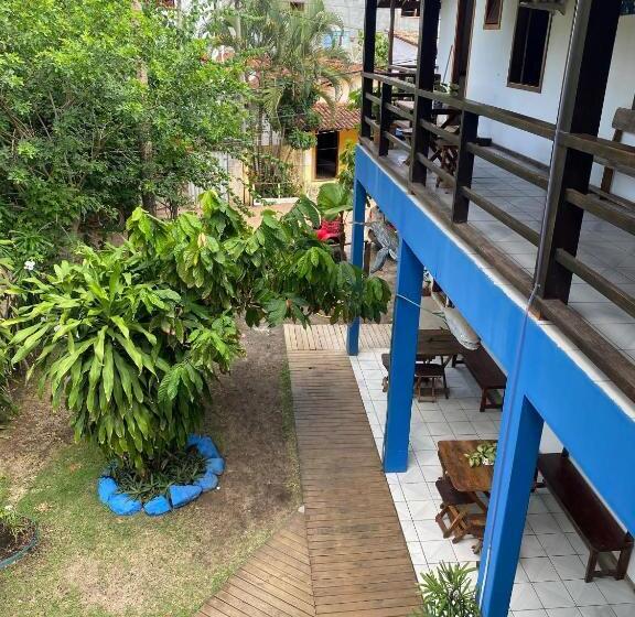 Отель Pousada Ponta Da Baleia