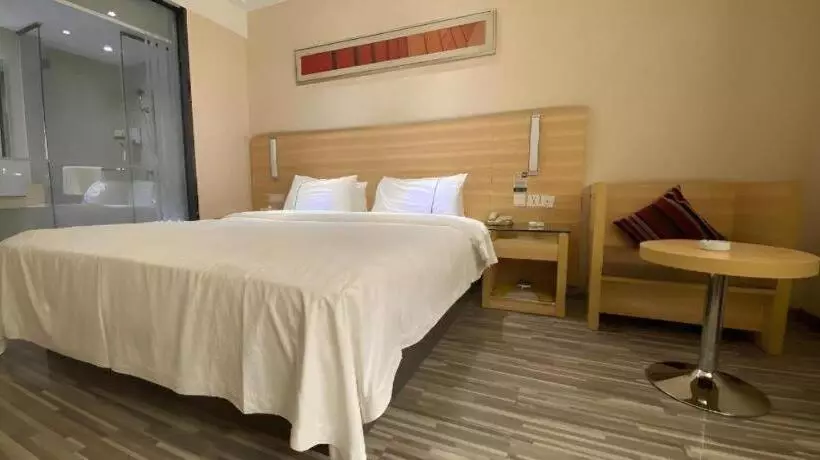 ホテル City Comfort Inn Guiping Fenghuang