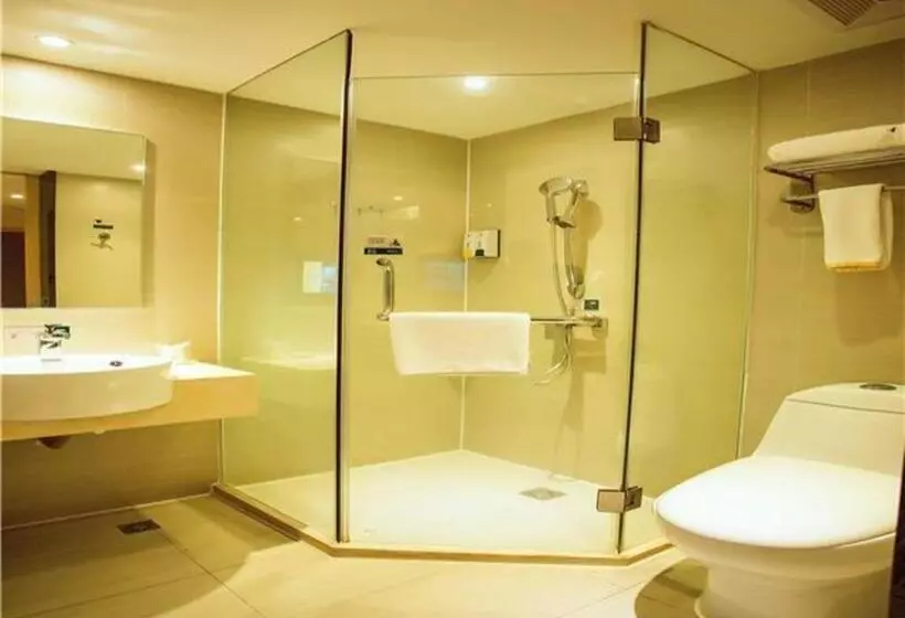 ホテル City Comfort Inn Wuzhou Bus Station