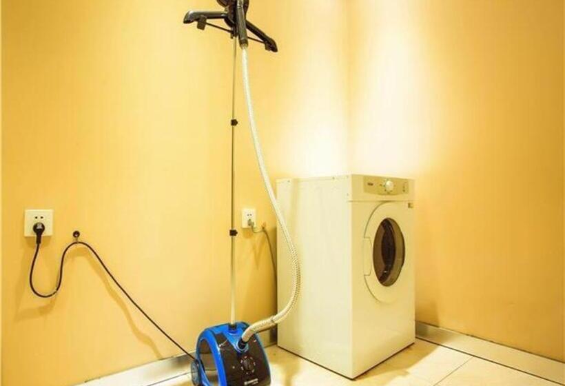 فندق City Comfort Inn Wuzhou Bus Station