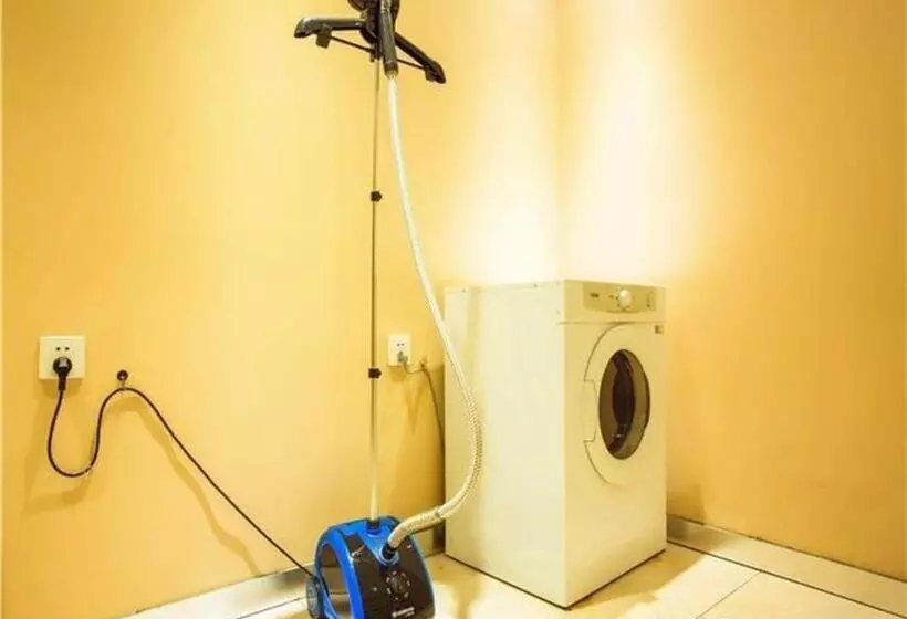 ホテル City Comfort Inn Wuzhou Bus Station