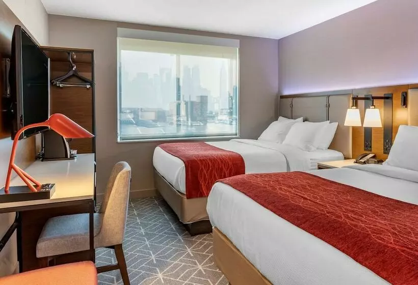 Hotelli Comfort Inn Jfk Airport