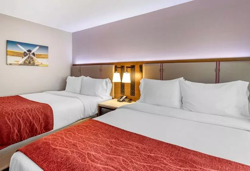 Hotelli Comfort Inn Jfk Airport