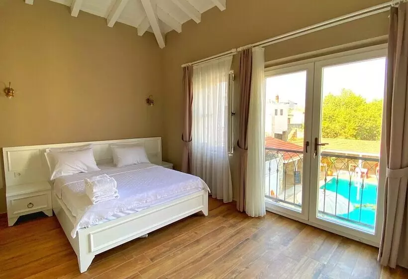 ホテル Jardin D'azur Alacati