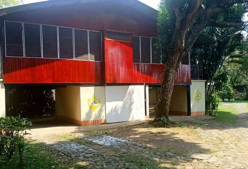 هتل La Colonia