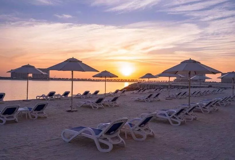 هتل Radisson Resort Ras Al Khaimah Marjan Island
