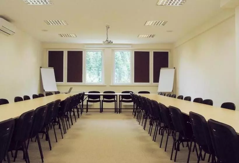 Hotelli Nat Piwniczna Zdroj