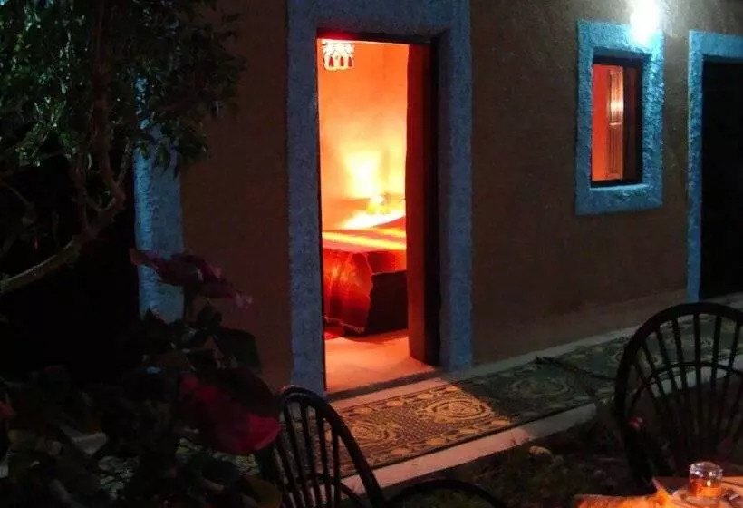هتل Riad Roses