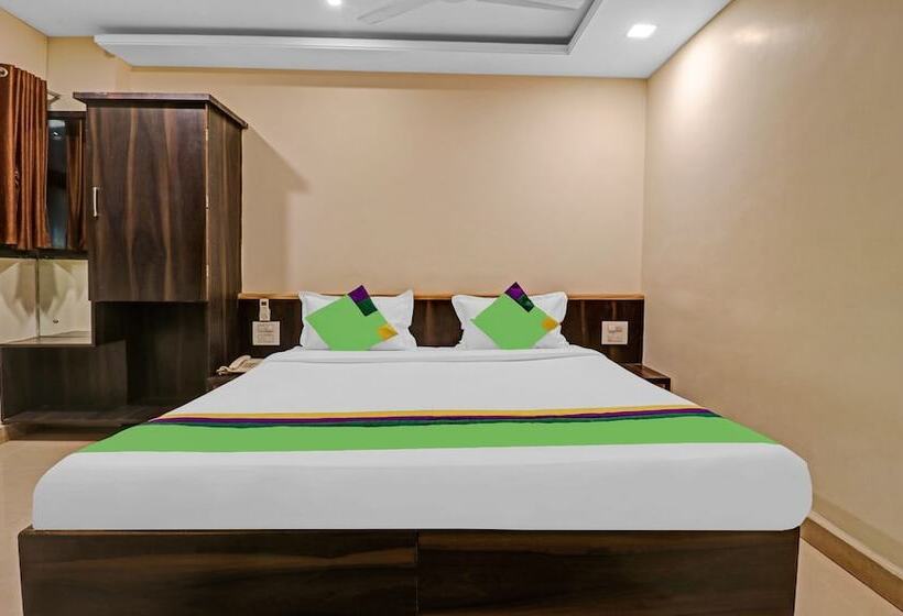 هتل Treebo Surya Yatri Niwas