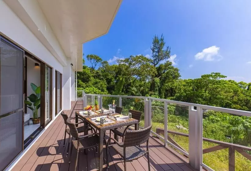 Kouri Ocean Moon Cottage