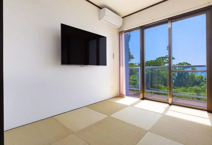 Kouri Ocean Moon Cottage