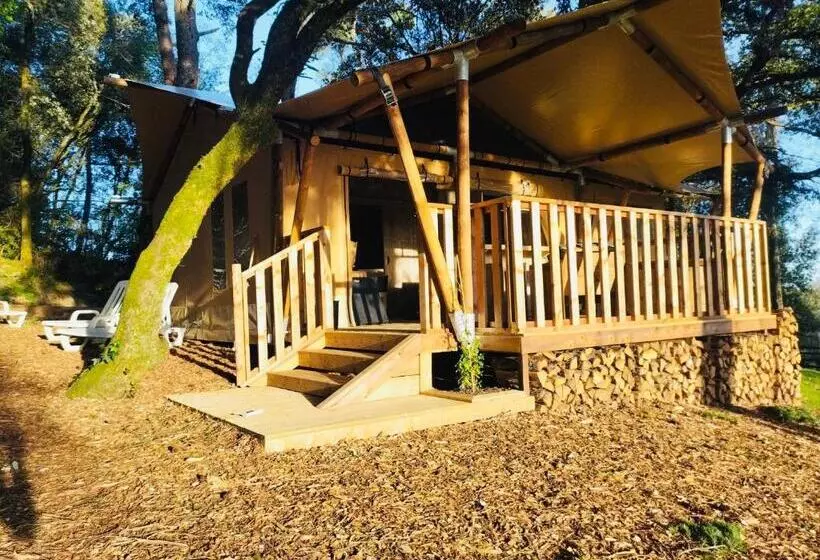 Aamiaismajoitus (B&B) L écrin Des Symes