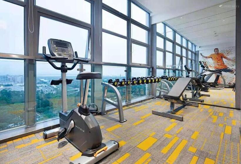 Hampton By Hilton Shenzhen Futian Mangrove Park Apartments