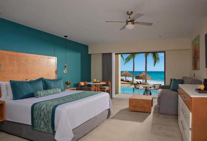 هتل Dreams Cozumel Cape Resort & Spa