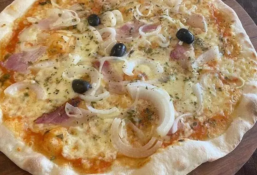 Fly Inn Madagascar Hotel   Navette Gratuite H24   à 300m De L Aéroport International Ivato Antananar