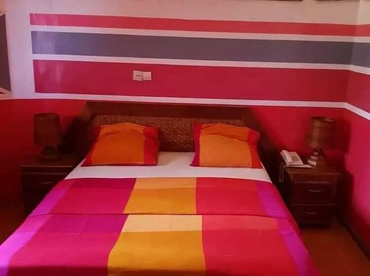 هتل Mont Mandara