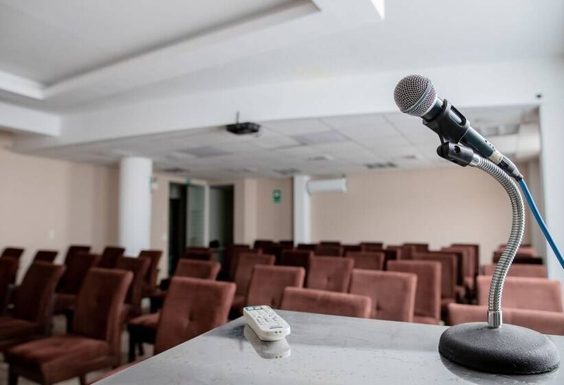 בית מלון כפרי Roswal