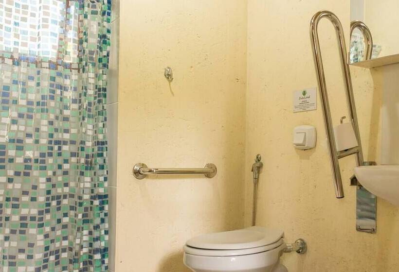 בית מלון כפרי Zululand Bangalôs