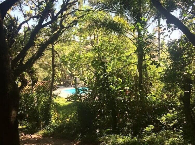 בית מלון כפרי Zululand Bangalôs