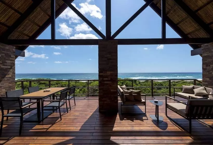 Montebelo Milibangalala Bay Resort